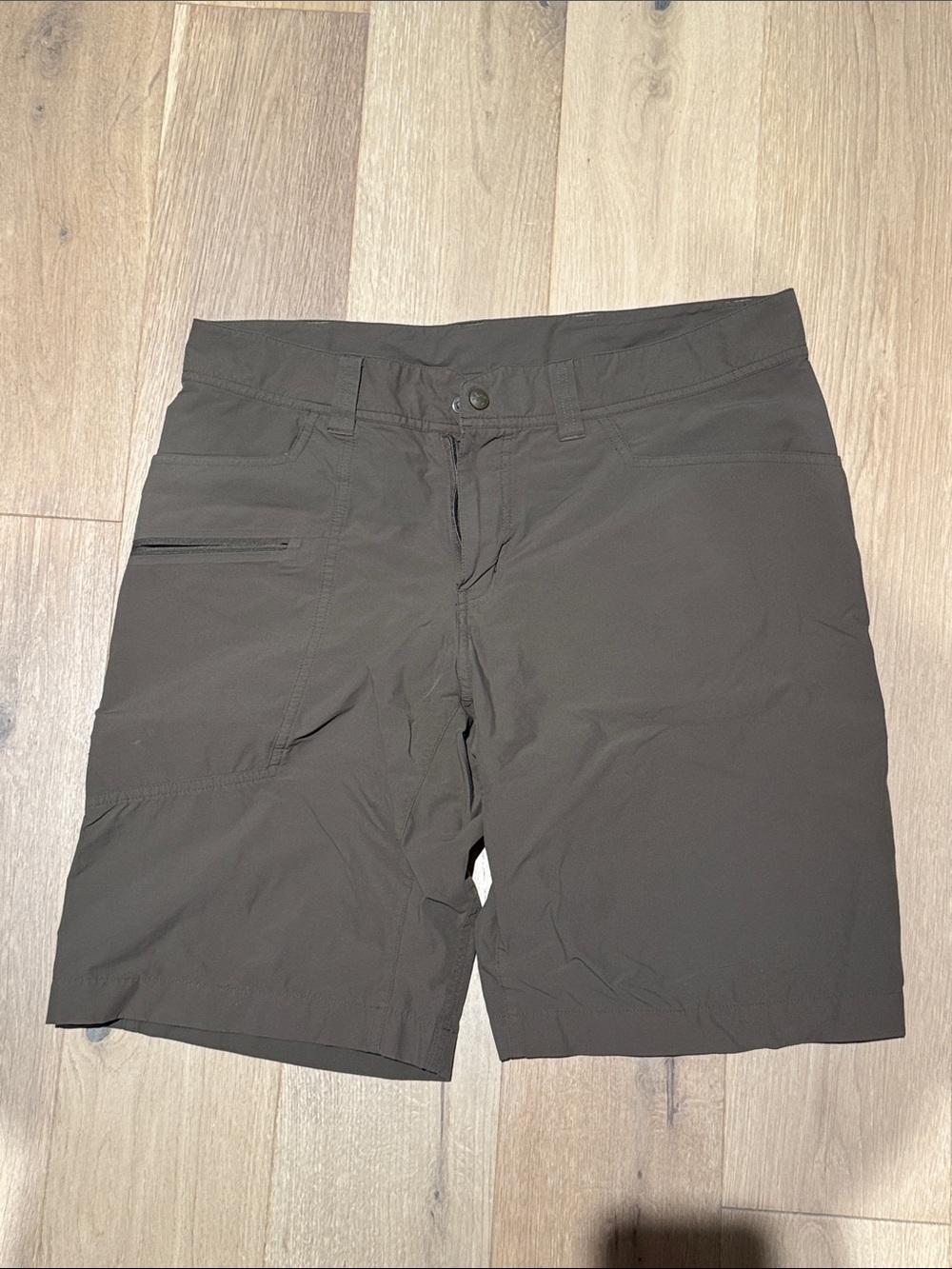 Arcteryx Brown Men's Performance Shorts size 34